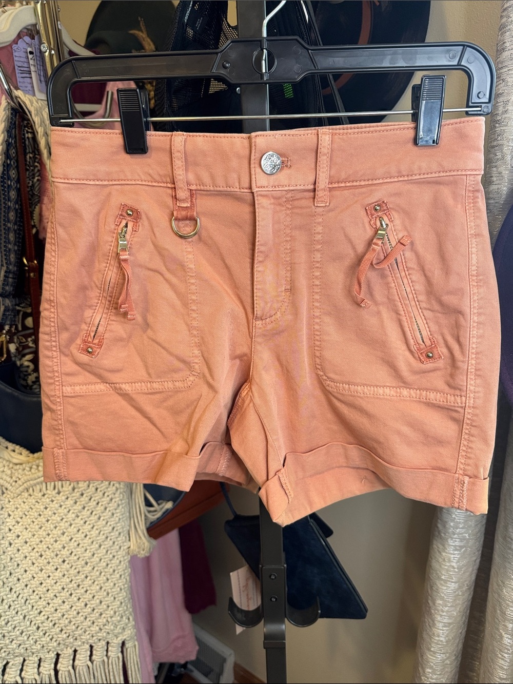 Women’s Peach Utility Shorts - Casual Zip Pocket Style